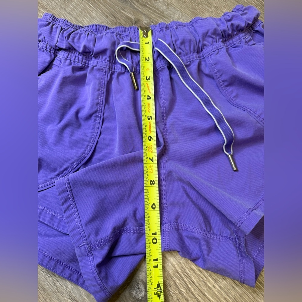 Lululemon Work It Out Short Power Purple Size 6 - Picture 10 of 13